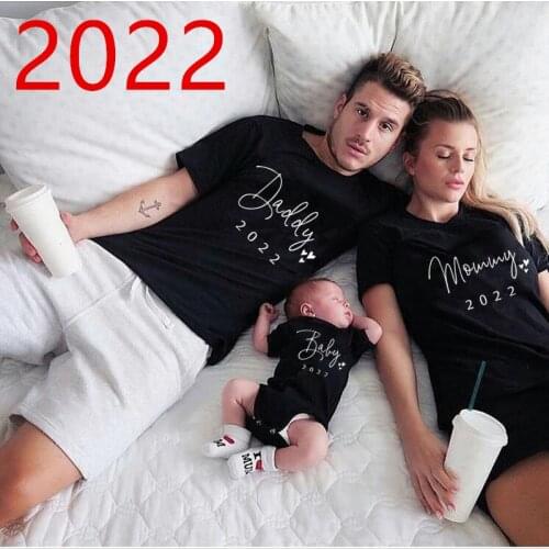 Baby Daddy Mommy 2022 Family Matching Clothing Simple Pregnancy Announcement Family Look Black T Shirt Baby Dad Matching Clothes