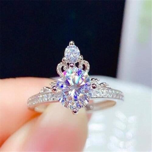 KAIDUODUO Wedding Engagement Ring Charming Simple Silver Color Crown Crystal Womens Ring Female Ladies Party Jewelry Girl Gift