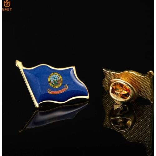 USA Idaho Patriotism Flag Lapel Badge, Gold Plated Metal Waving Flag Brooch Jewelry Pin Suit Travel Bag Ornament