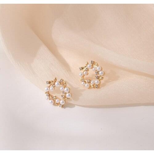 BLIJERY Korean Temperament Crystal Pearl Flower Stud Earrings For Women New Elegant Earring Oorbellen Bijoux Fashion Jewelry