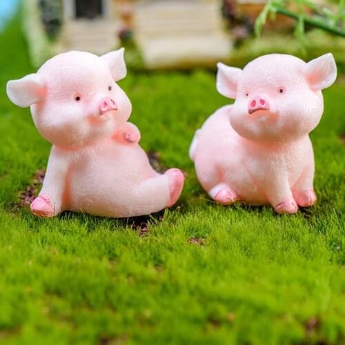 Modern Nordic Resin Sculpture Pig Animal Figurines Desktop Resin Pig Model Figurine Sculpture DIY Craft Keychain Car Home Decor