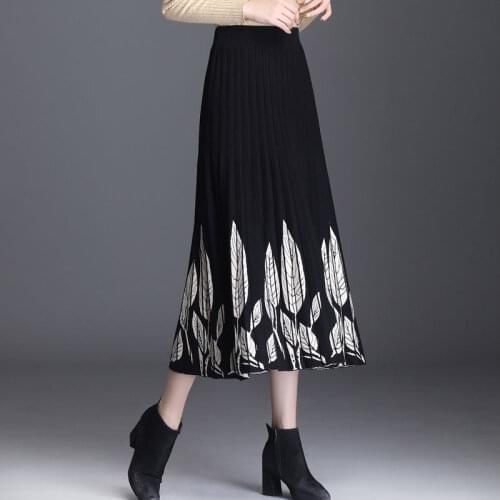 2021 New Winter Womens Korean Fashion Printed Midi Skirt Female High Waist Pleated Knitted Sweater Thick Black Warm Skirts L723