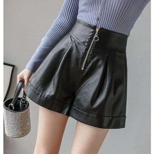 Balck Womens Leather Shorts 2021 New Spring PU High Waisted Wide Leg Korean Causeal Leather Shorts Loose Female Short Pants