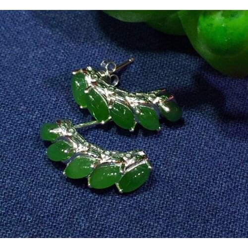 Natural and nephrite yu earrings, made of 5 pieces of horse eye Pierced Earrings