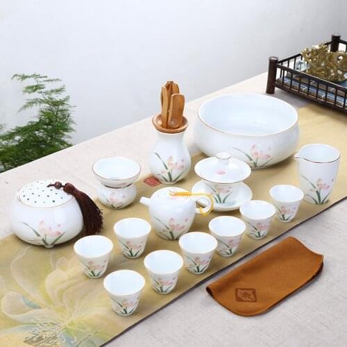Sweet white hand-painted Kung Fu tea set, cover bowl, teapot, ceramic tea set gift set wholesale custom LOGO