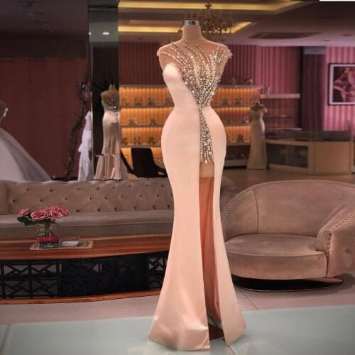 Fashion High Quality Exquisite Evening Dress Halter Crystals Beadings High Split Dress Special Occasion Prom Dress Plus Size