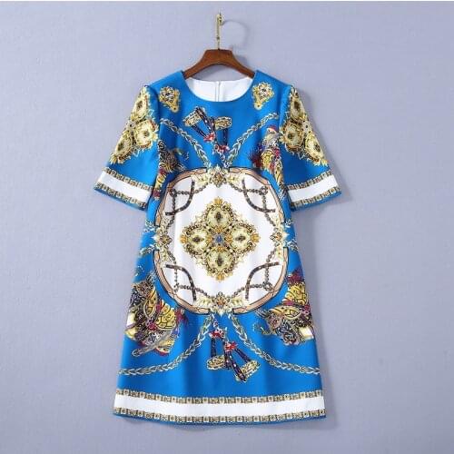 Womens American European and dress 2021 summer new styles Bead blue chain printed five-minute sleeve Fashionable dress