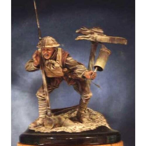 Resin Figure 1/18 ancient man with base Model Unassambled Unpainted Figure Building Kit