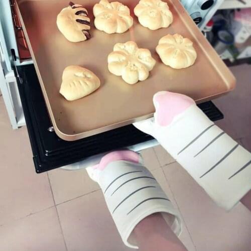 Cartoon Cat Paws Microwave Glove Potholder Gloves Mitts Kitchen Potholder mat for BBQ Insulation Gloves Hot Oven Mitts BakingB