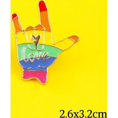 Love Is Love Brooches Heart Yeh Finger Pin Brooch Metal Pins Badge Rainbow Love gestur Enamel Pins flag Planet Lapel Jewelry Gif