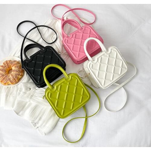 Portable Pearl Shoulder Handbags Women Satin Elegant Crossbody Bag Pleated Chain Totes Female Messenger Pouch