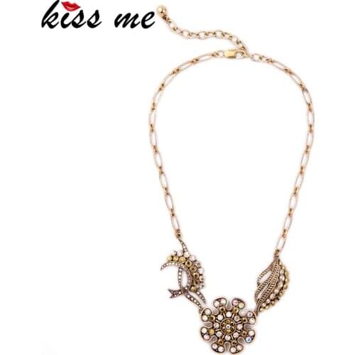 KISS ME Alloy Asymmetric Flowers Pendants Necklaces New Design Brand Jewelry Summer Retro Necklace
