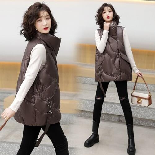 2021 Autumn&Winter New Womens Oversize Down Vest Short Loose White Duck Down Vest Waistcoat Fashion Jacket Outerwear