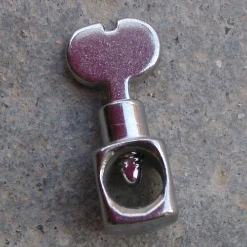 1PCS Home fashioned foot / pedal sewing machine parts needle fixed comb special needle needle clamp screw fixing