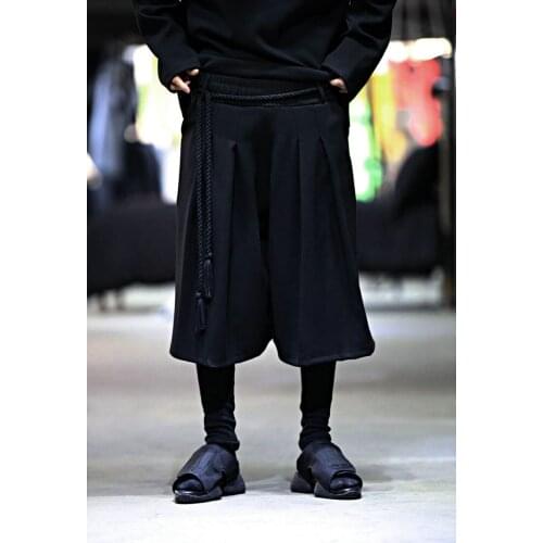 Large mens summer new solid color loose fold youth fashion straight Capris dark Yamamoto