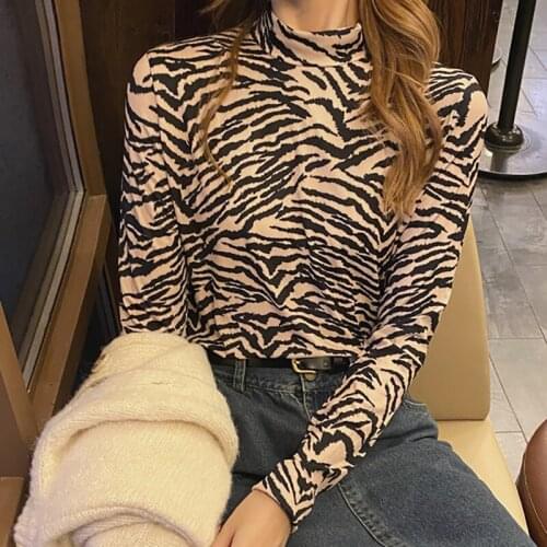 Harteen Women's T-shirts With Print
