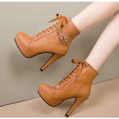 Women Short Plush Snow Boots Ladies Winter Warm Non Slip Ankle Boots Female Faux Fur Outdoor Casual Short Boot Solid New Fashion