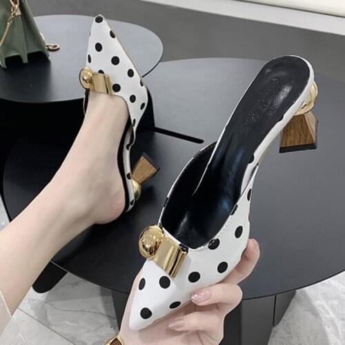 2020 Autumn Chic Dot High Heels Women Slippers Metal Buckle Black White Dots Pointed Toe Ladies Elegant Ladies Pumps Shoes