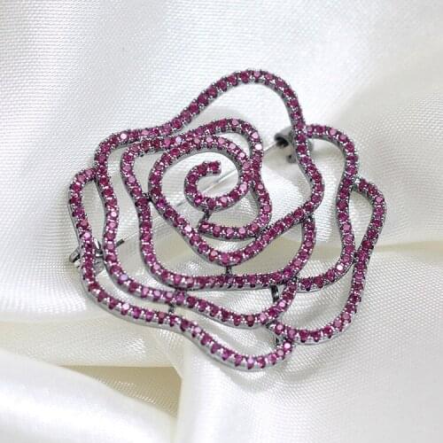 Qiu dong new temperament is newly newly inlaid gules rose brooch contracted joker takes brooch brooch gem