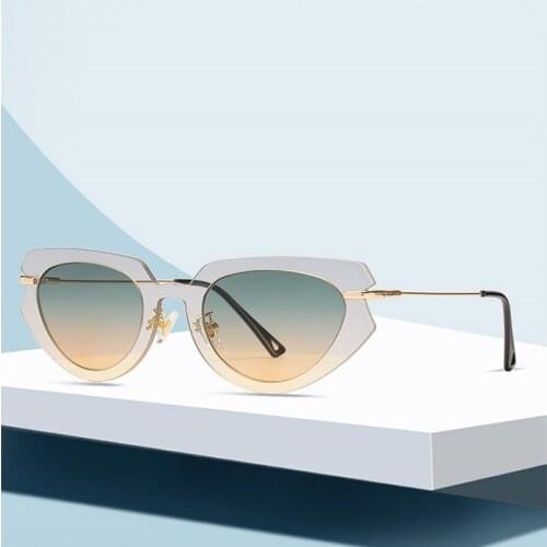 2021 Arrival Unique Rimless Retro Butterfly Sunglasses Women Metal Frame Cat Eye Sun Glasses Women Gradient Shades Eyewear UV400