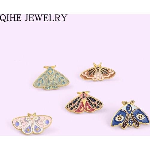 Moon Star Moth Butterfly Enamel Pins Badge Cartoon Cute Insect Brooches for Women Bag Clothes Lapel Pin Jewelry Gift Wholesale