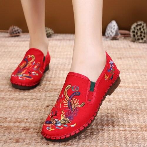 New Retro Chinese Style Old Beijing Embroidered Cloth Shoes Social Shoes Net Red Shoes Womens Shoes