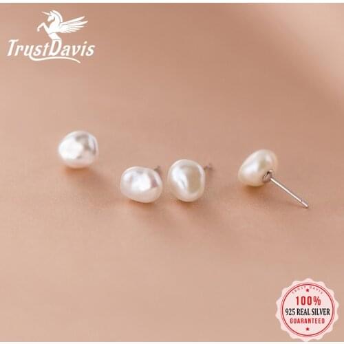 Trustdavis Authentic 925 Sterling Silver Sweet Irregular Baroque Pearl Stud Earrings For Women Wedding Party FIne Jewelry DA1224