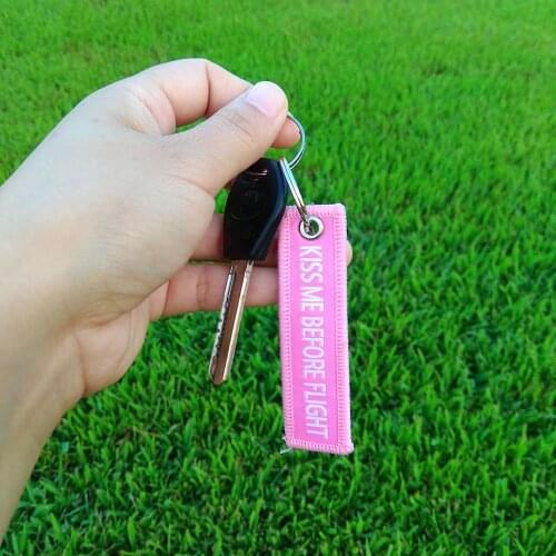 Kiss Me Before Flight Keychain mini size 7.7*2cm 15.5*2.2cm Aviation Gifts Flight Crew captain Tag Key Chain