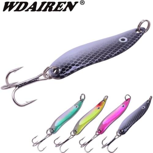 4Pcs/lot Metal Spoon Bait Fishing Lure Treble hook Artificial Hard Baits 4 Color Bass Pike Fishing Tackle iscas Accessories