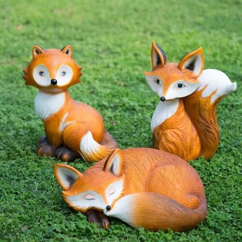 Garden Simulation Fox Squirrel Resin Animal Statues Accessories Outdoor Villa Sculpture Crafts Courtyard Park Figurines Crafts