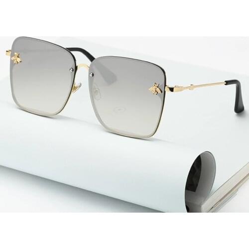 Oversized Square Women Sunglasses New Metal Big Frames Small Bee Sun Glasses Fashion Gradient Lens Ladies Eyewear UV400 W23