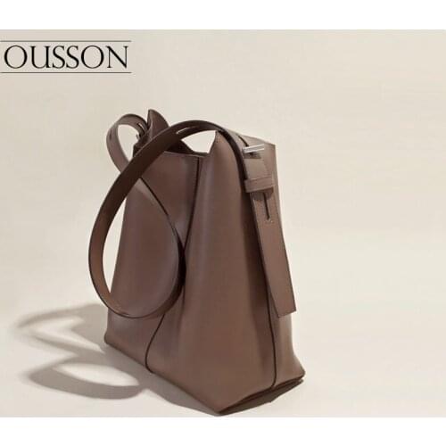 OUSSON Fashion, leisure, light and versatile one-shoulder messenger portable soft cowhide large capacity commuter tote bag