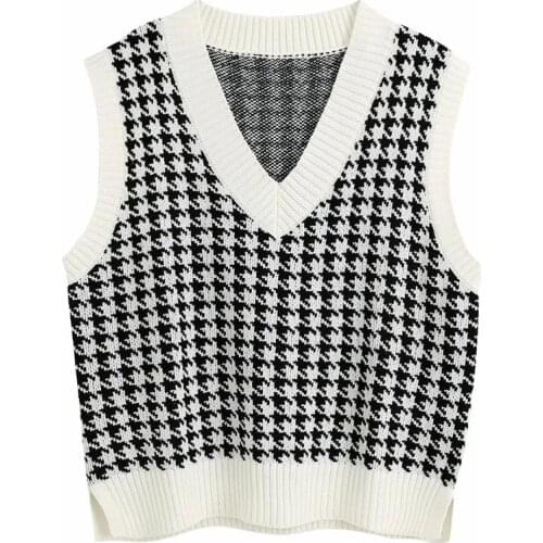 XNWMNZ za Stylish Chic Houndstooth Plaid Sleeveless Sweater Women Fashion V-Neck Pullovers Elegant Ladies Casual Jumpers