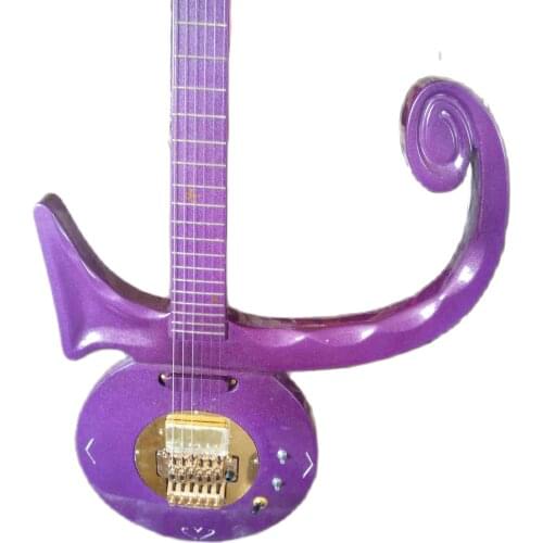 Custom double roll V type flying electric guitar color is optional