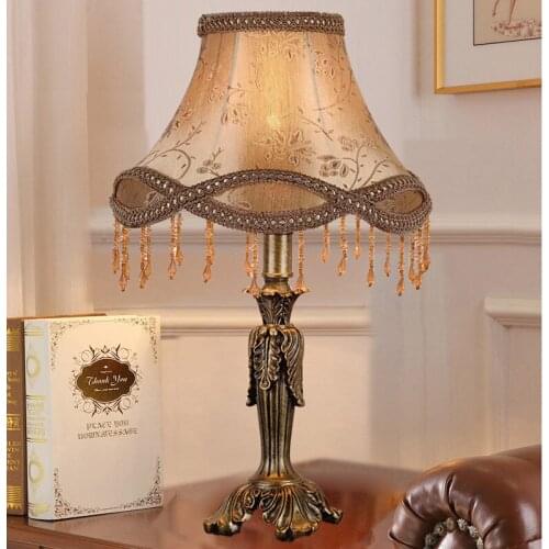 European-style table lamp bedroom bedside lamp simple and warm living room creative romantic decoration home night light
