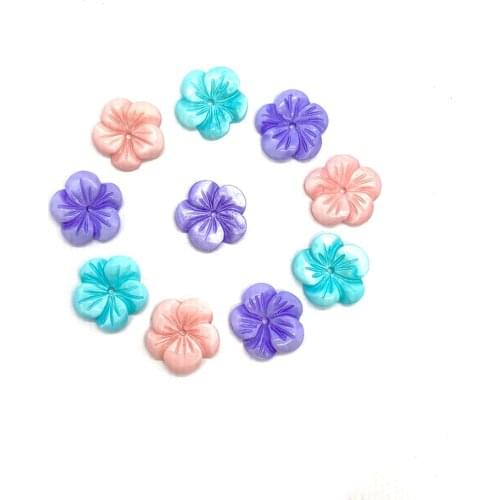 Natural Shells Exquisitely Carved Colorful Five-petal Flowers DIY Handmade Jewelry Accessories Ladies Charm Jewelry Wholesale