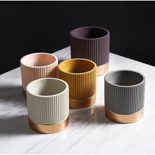 Nordic Creative Ceramic Succulent Flower Pot European Simple Ornaments Green Plants Potted Modern Home Decor Vase