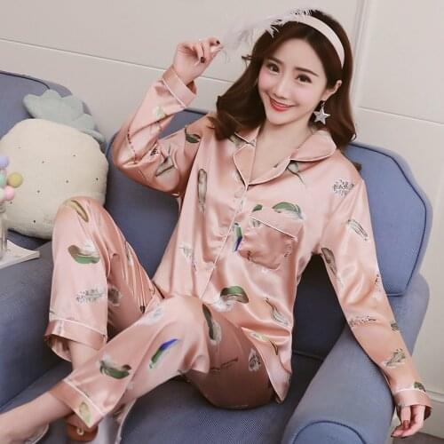 Women Pajamas Sleepwear Set Leaf Print Long Sleeves Faux Silk Satin Pyjamas Femme 2 Piece Pijamas Women Nightwear Home Clothes