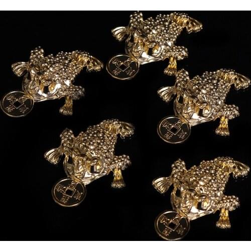 5PCS Home Decor Feng shui Pocket Toad Frogs Fortune Key Ring Fashion Car Keychain Charm Bag Pendant Keyring Key Chains