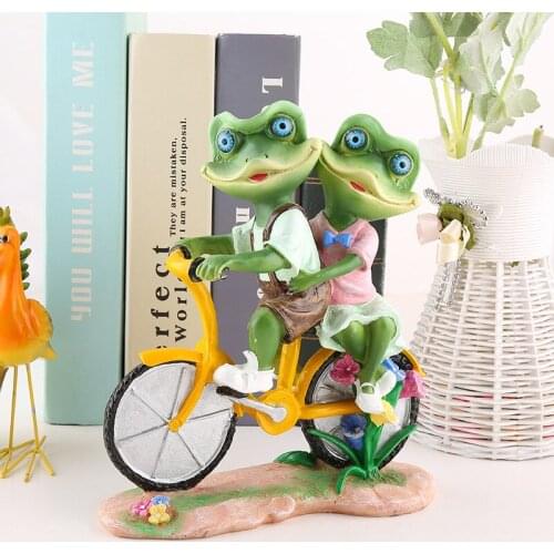 Korean resin crafts lovers bicycle frog ornaments bedroom home decoration wholesale