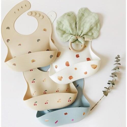 Silicone Baby Bibs Waterproof Adjustable Infant Newborn Girls Boys Feeding Cloth Cartoon Print Baby Burp Clothes Stuff Aprons