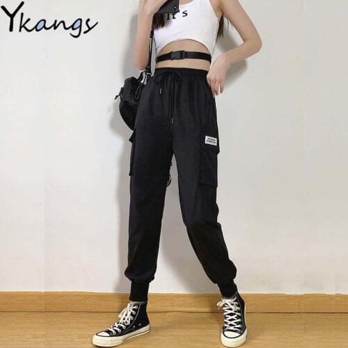 Elastic High Waist Solid Black Cargo Pants Women Loose Pocket Patch Casual Sweatpants Overalls Baggy Harem Pants Joggers Women