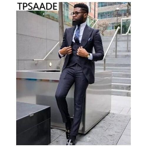 Groom Tuxedos Peaked Lapel Groomsmen Mens Wedding Dress Fashion Man Jacket Blazer Prom Dinner 3 Piece Suit(Jacket+Pants+Vest+Tie