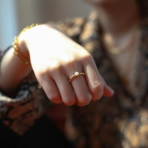 Geo Real Pearl Rings Brass With 18K Gold Women Jewelry Punk Runway T Show Designer Club Cocktail Party Japan Korean Trendy