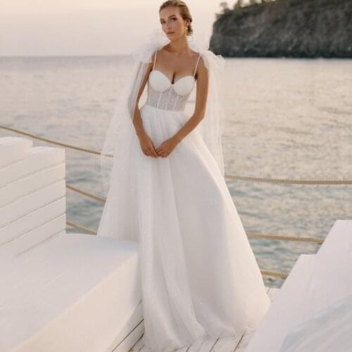 Vintage Boho Wedding Dresses Crystals Corset Shiny White Bride Dress Beads Robe de Mariage Beach Wedding Gowns Plus Size Corset