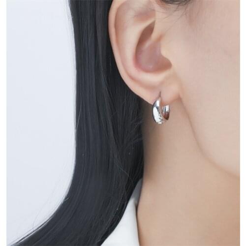 12 Pairs/Lot Small Smooth Circle Hoop Earrings Gold Silver Color Glossy Round Loop Earring Women Girl Buckles Huggie Jewelry