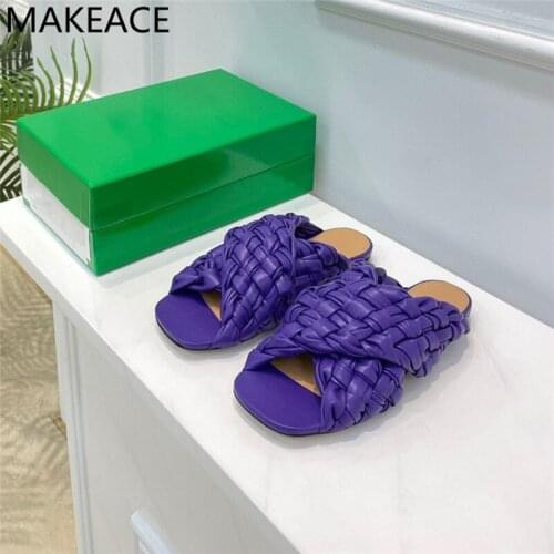 Women Bubble Leather summer Flat Heel slippers INS fashion vacation beach shoes womens open toe cross sandals shoes 2021 New