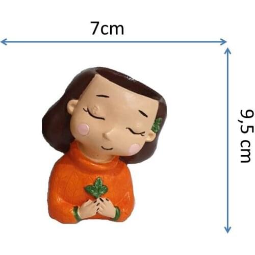 Kız figürlü saksı kaktüs ve sukulent için uygundur