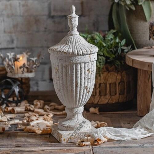 European Style Retro Distressed Creative Home Decoration Ornaments Bar Restaurant Shop Wedding Photography Window Display Props