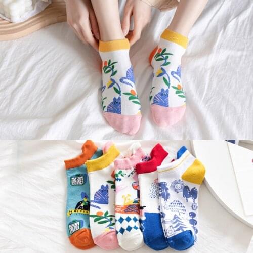 2021 New Ladies fashionable and comfortable socks colorful cute funny cotton cartoon couple ladies spring and summer short socks